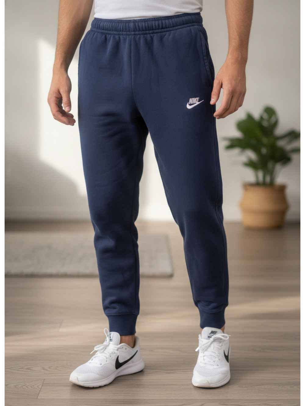 Nike Men's Navy Blue Sweatpants Joggers Size Small